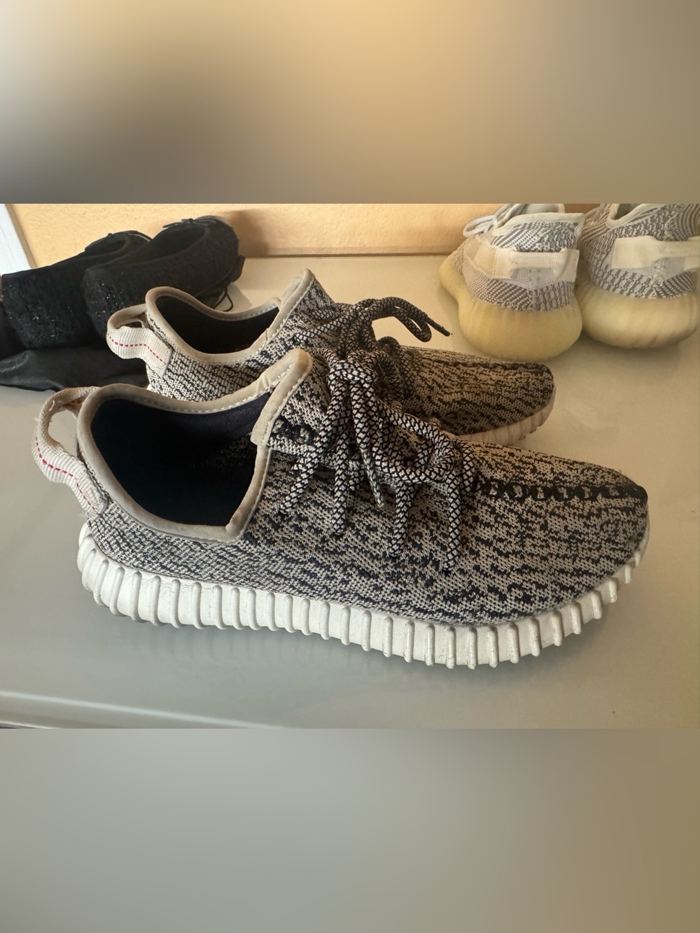 adidas Yeezy Boost 350 "Turtle Dove 2022" sneakers size 8